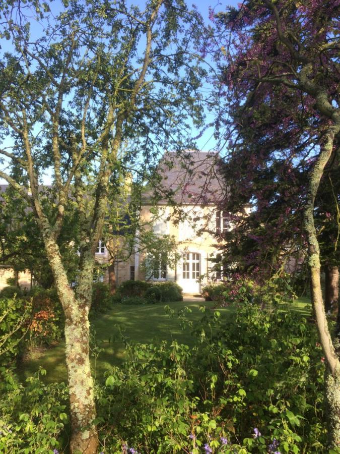 Bed and Breakfast De Ma Fenetre Saint-Martin-des-Entrées Esterno foto